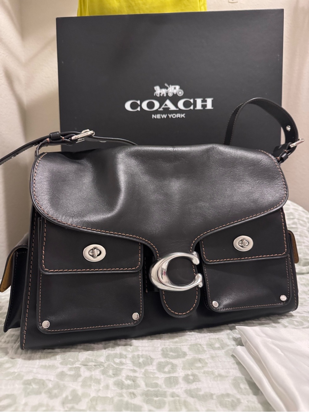 Coach Large cargo tabby black